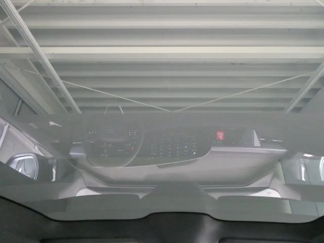 Audi A6 e-tron Quattro