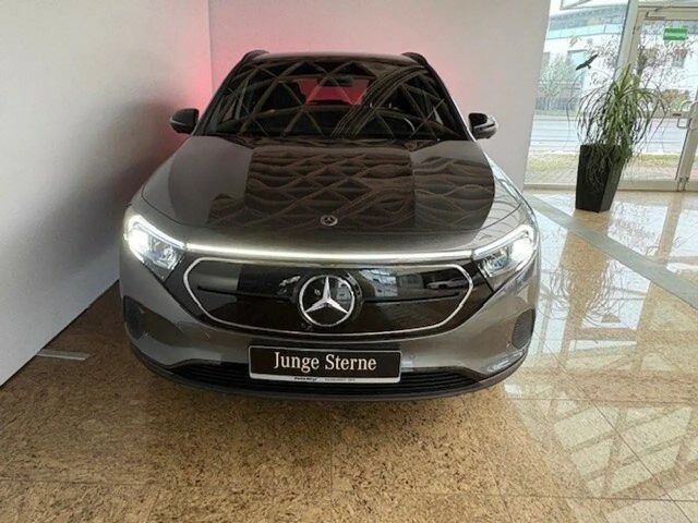 Mercedes-Benz EQA 300 4MATIC Progressive