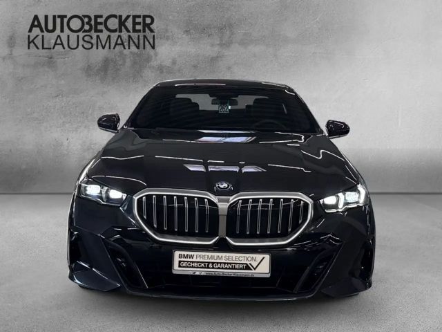 BMW 530 530e M-Sport Sedan