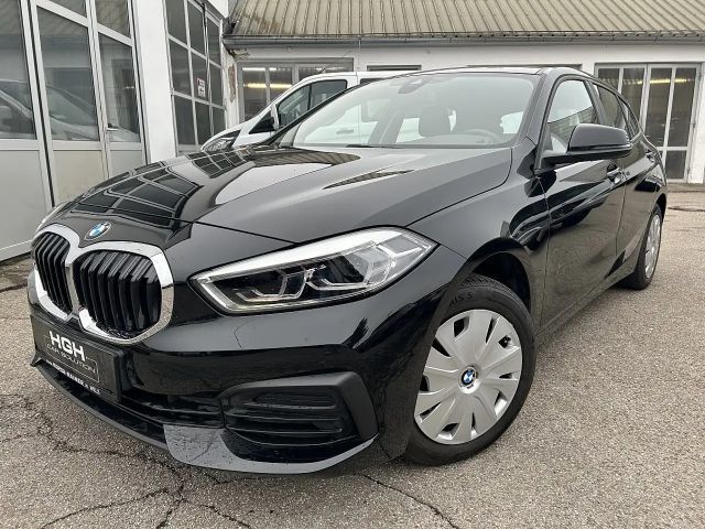 BMW 116 116d Sedan