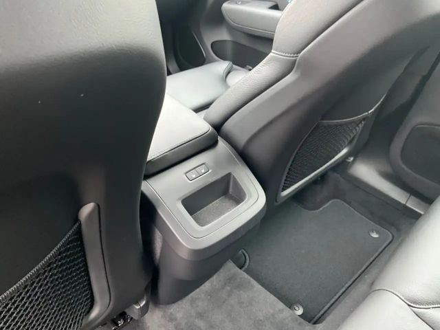 Volvo XC60 Dark Plus