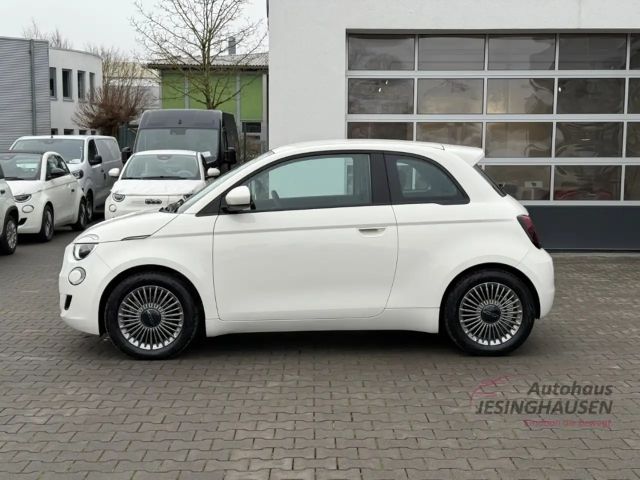 Fiat 500e +Keyless+Klimaaut.+Tempomat+Schildererkennung