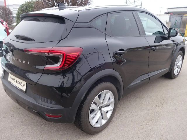 Mitsubishi ASX Invite