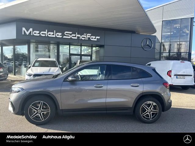 Mercedes-Benz EQA 300 4MATIC AMG Line