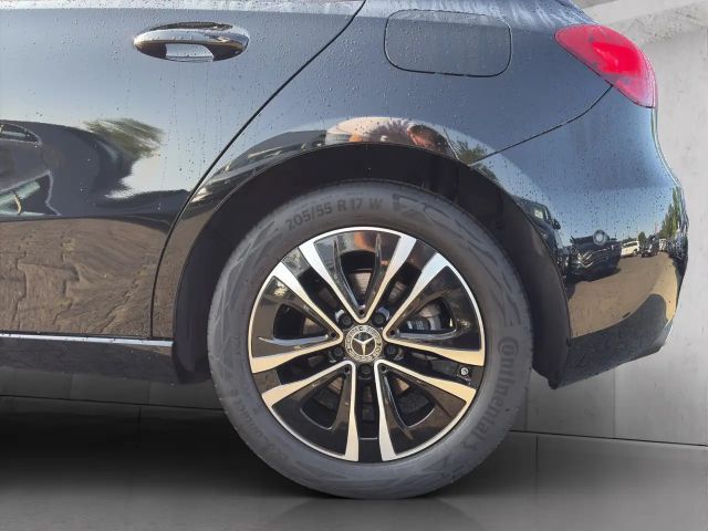 Mercedes-Benz A 180 Hatchback Progressive