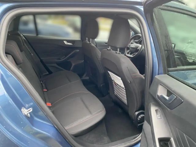 Ford Focus ST Line Wagon