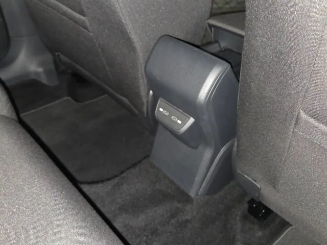 Volkswagen Taigo 1.0 TSI R-Line