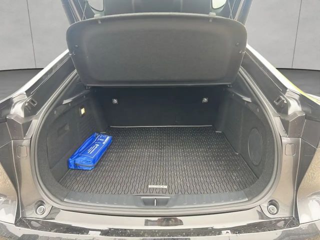 Mazda 6e Plus Takumi