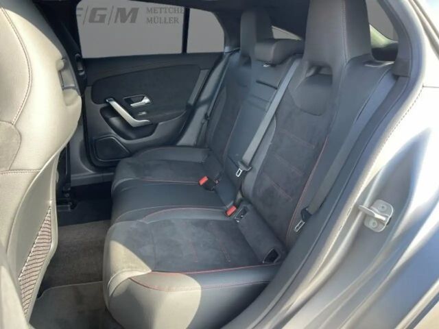 Mercedes-Benz CLA 180 AMG Line Shooting Brake