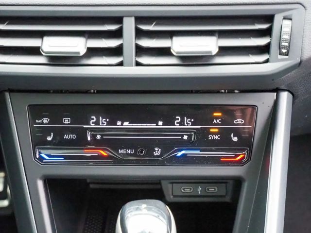 Volkswagen Taigo 1.0 TSI DSG IQ.Drive R-Line