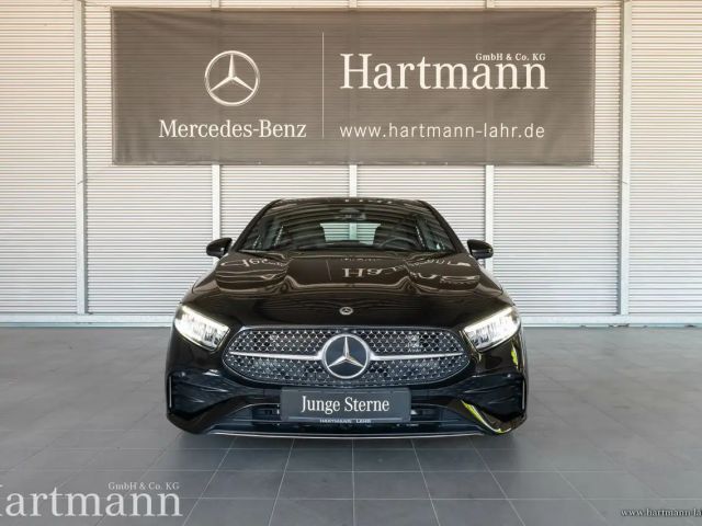 Mercedes-Benz A 200 AMG Line Hatchback