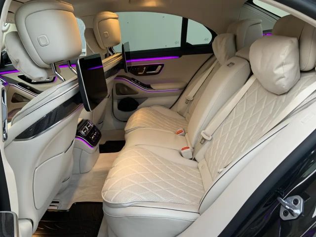 Mercedes-Benz S 400 4MATIC S 400 d Sedan