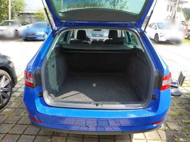 Skoda Superb 1.5 TSI Active Combi
