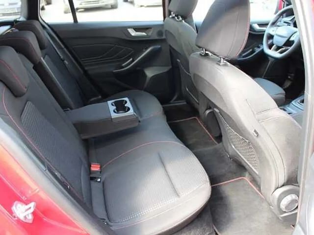 Ford Focus ST Line Wagon