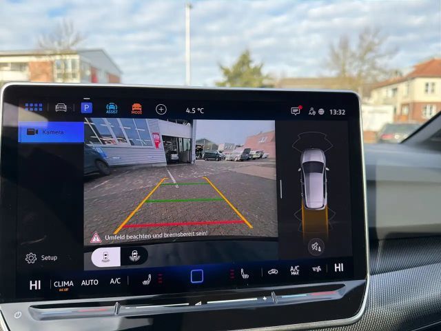 Volkswagen Golf Golf VIII IQ.Drive