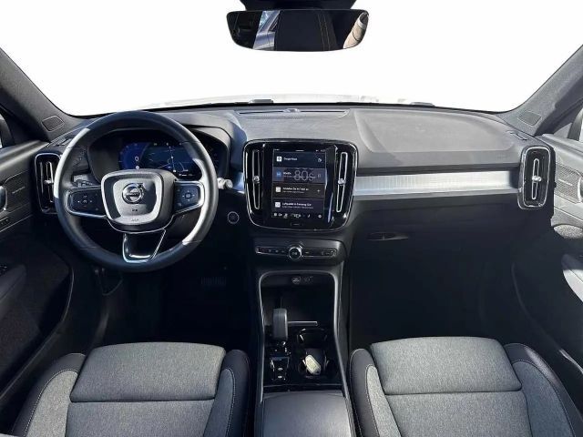 Volvo XC40 Dark Plus