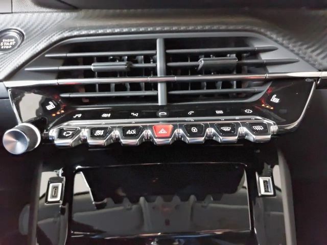 Peugeot 2008 Allure Pack EAT8 PureTech