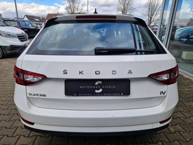 Skoda Superb 1.4 TSI Ambition Combi iV
