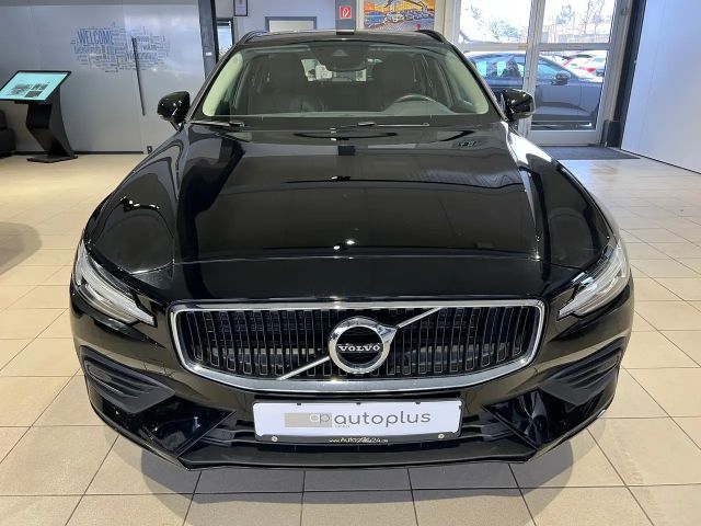 Volvo V60 Momentum