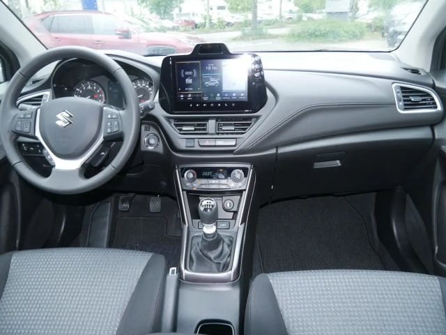 Suzuki S-Cross Hybrid