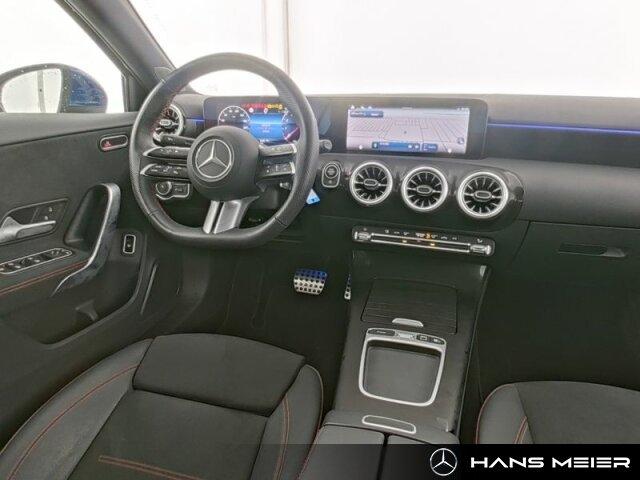Mercedes-Benz A 200 AMG Line