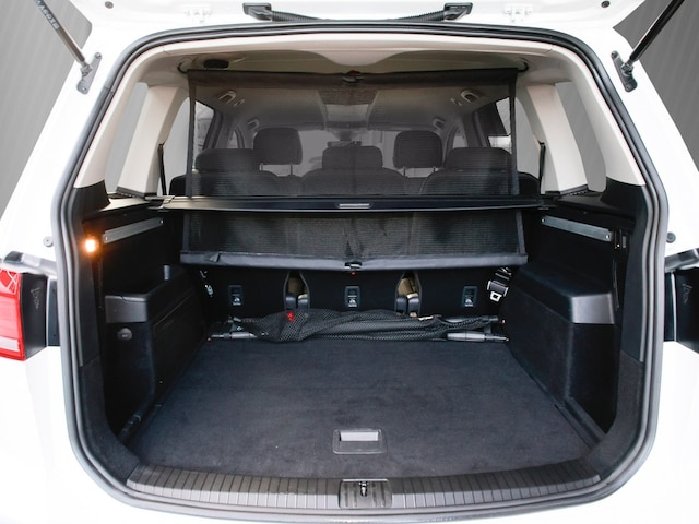 Volkswagen Touran DSG Highline R-Line