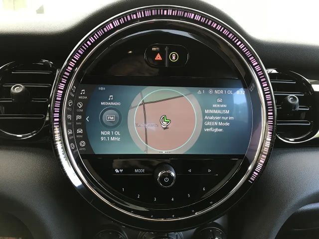 MINI Cooper S DAB LED RFK Navi Komfortzg. ACC Shz