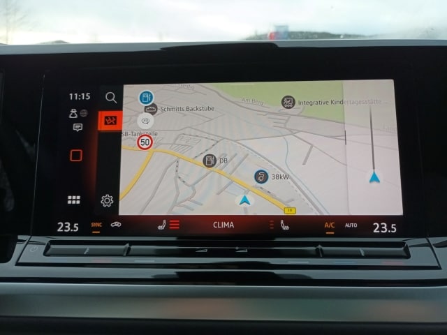 Volkswagen Multivan 2.0 TDI Lang Life T7