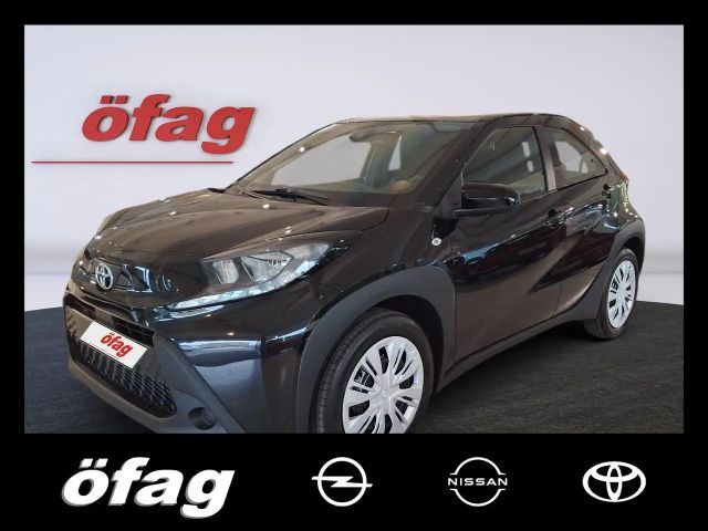 Toyota Aygo X 1.0 VVT-i Hatchback Play VVT-i