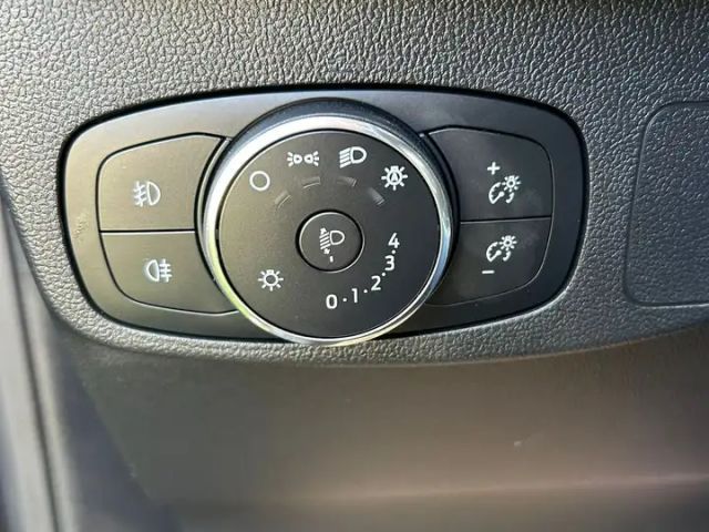 Ford Focus Cool & Connect Wagon