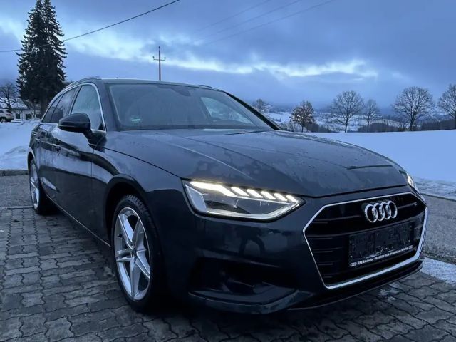 Audi A4 40 TDI Avant S-Tronic