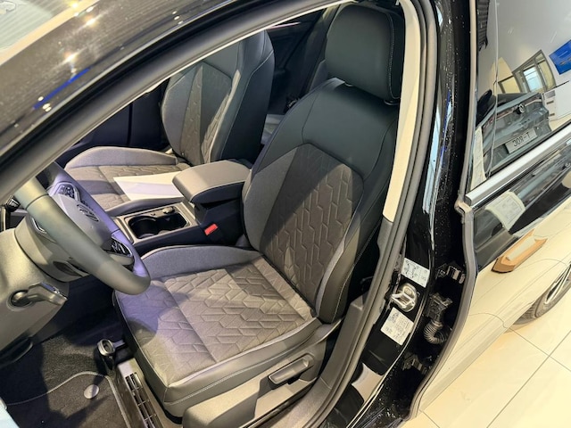 Volkswagen Golf 1.5 TSI DSG