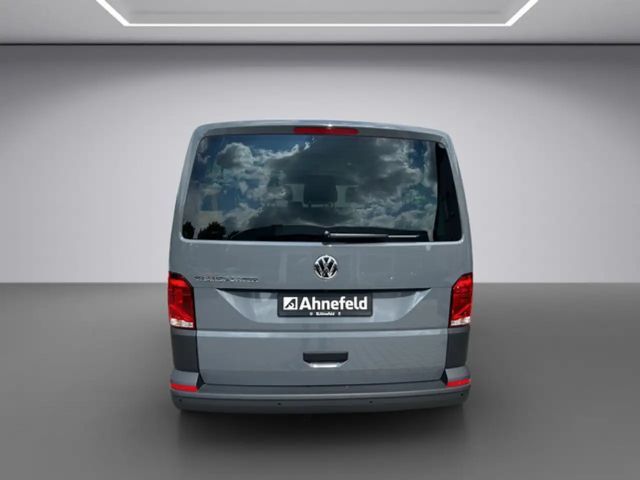 Volkswagen Transporter 6.1 Kombi Motor: 2,0 l TDI SCR 110 kW Getriebe: 6-Gang-Sch