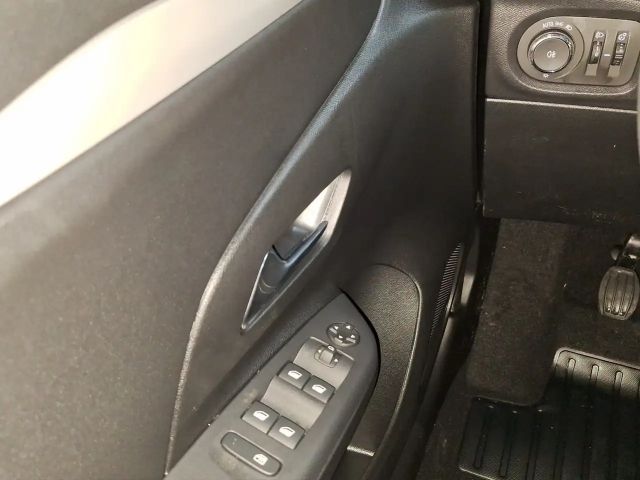 Opel Corsa 1.2 Turbo Edition Turbo