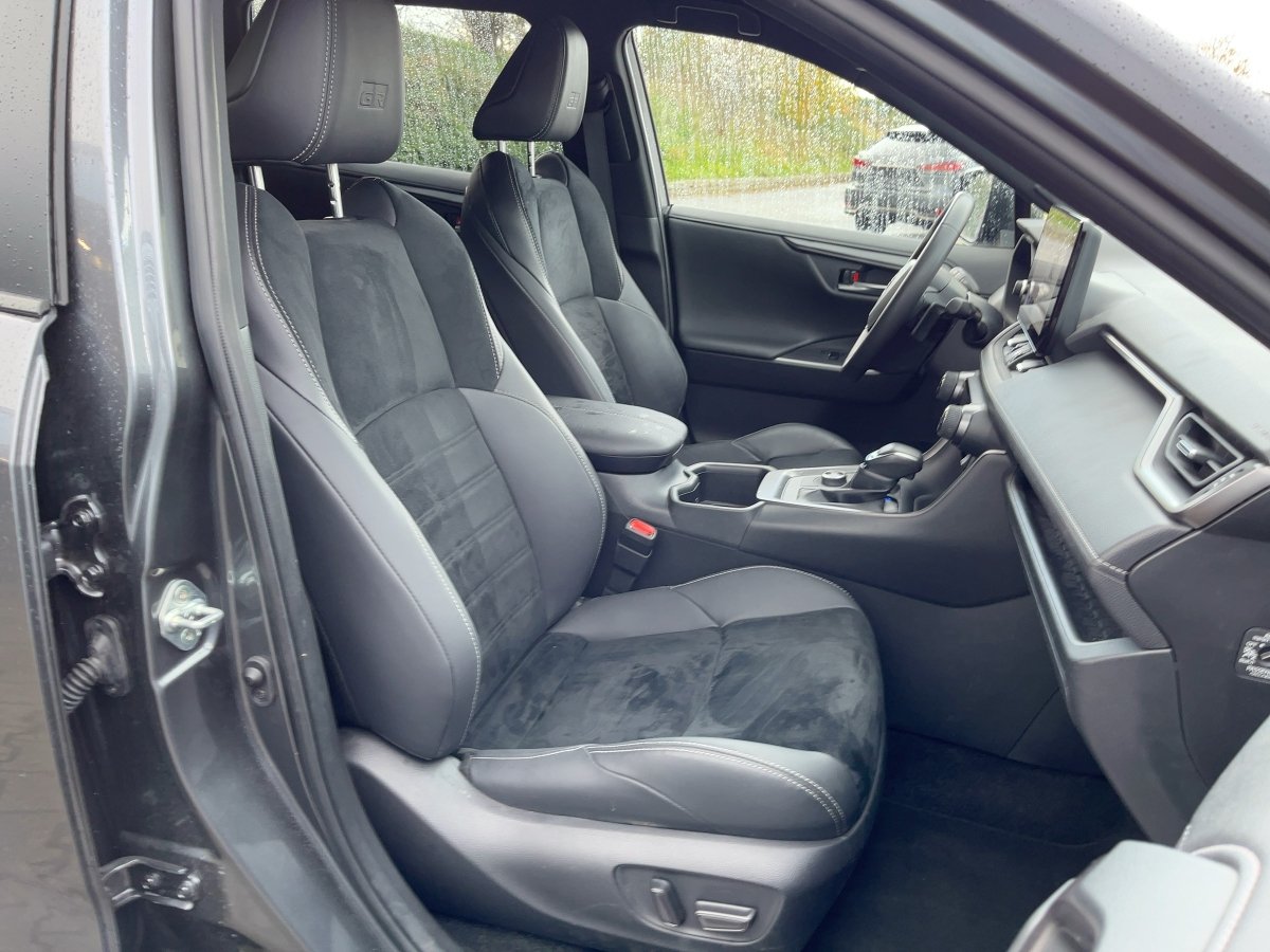 Toyota RAV4 5-deurs GR Plug-in