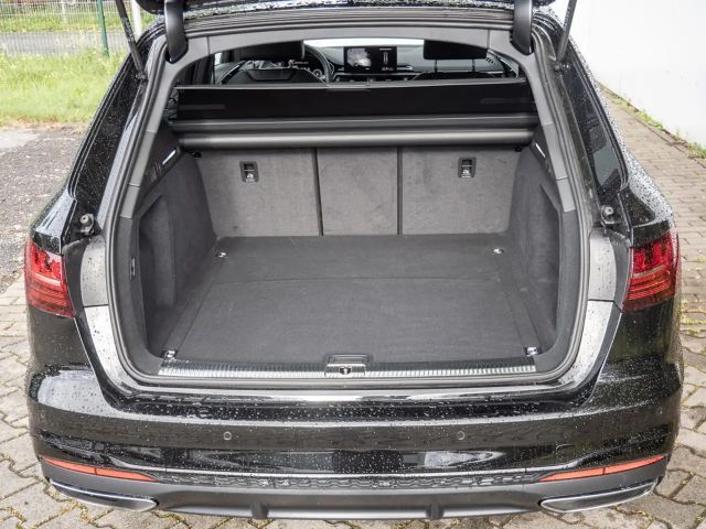 Audi A4 35 TDI Avant S-Line