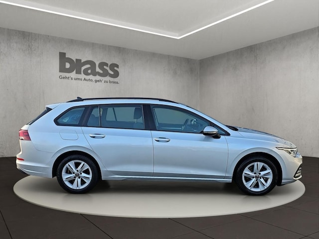 Volkswagen Golf Life Variant