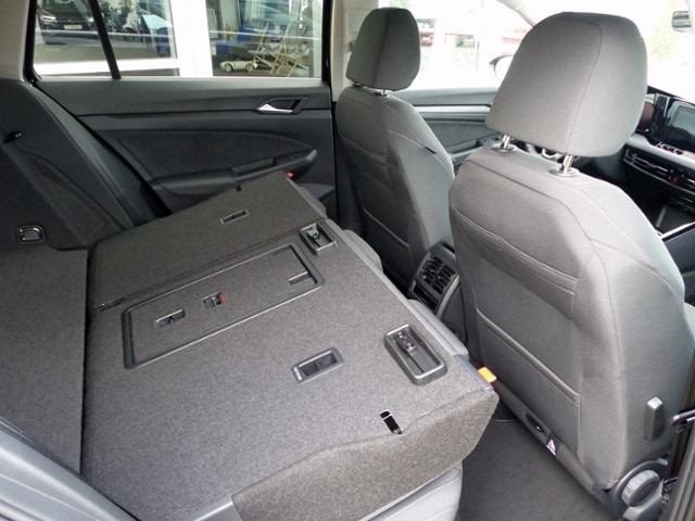 Volkswagen Golf 2.0 TDI DSG Variant