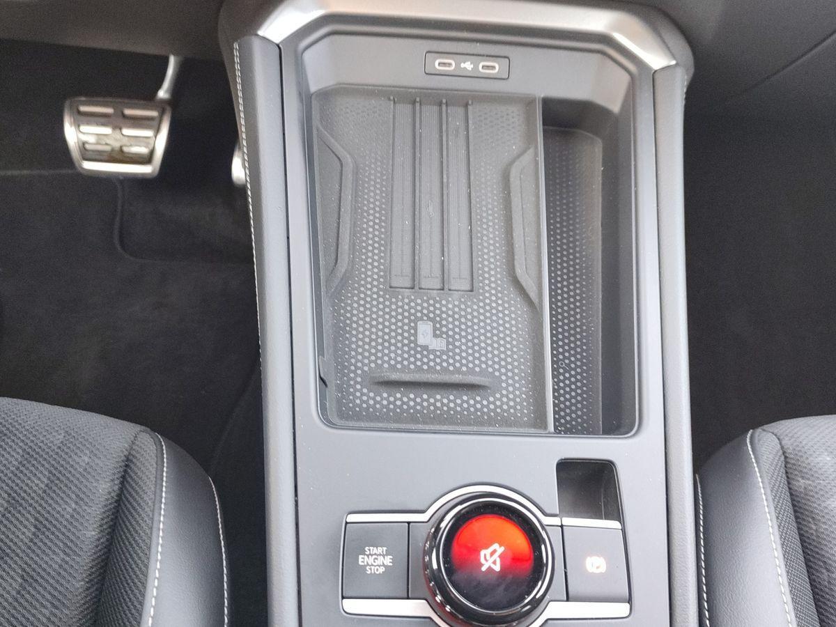 Volkswagen T-Roc DSG R-Line Style