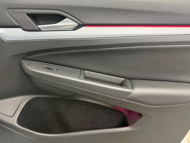 Volkswagen Golf 1.5 eTSI Golf VIII Variant