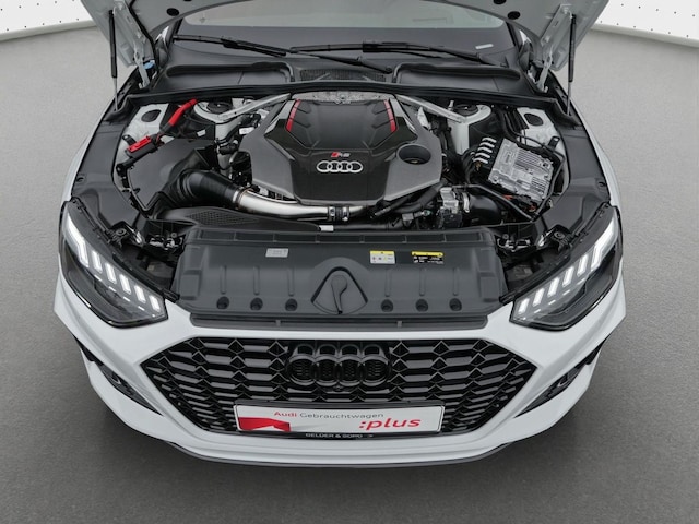 Audi RS4 Avant Quattro