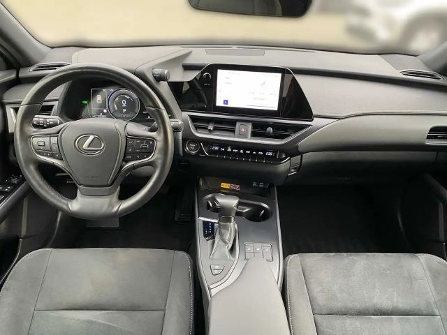 Lexus UX 250h Style Edition