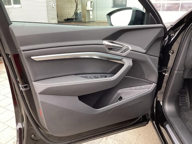 Audi Q8 e-tron 55 Quattro S-Line