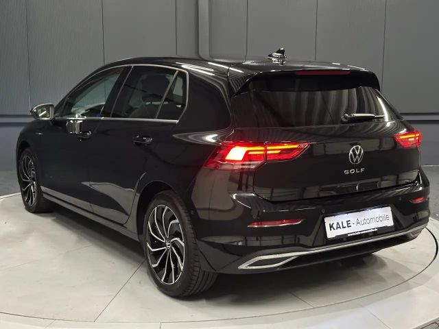 Volkswagen Golf 2.0 TSI DSG Style