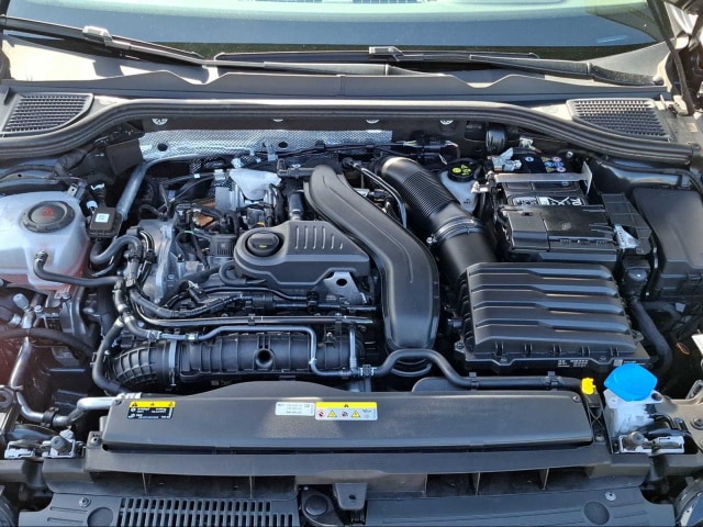 Volkswagen Golf 1.5 eTSI