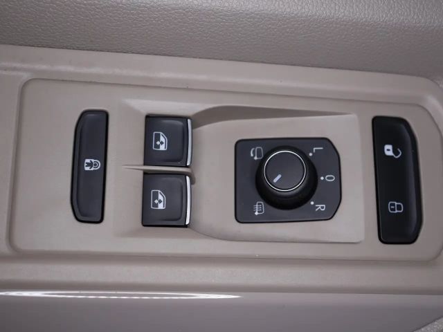 Volkswagen Multivan 2.0 TDI DSG Lang Style T7