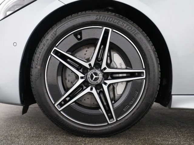 Mercedes-Benz C 200 C 200 d Sedan