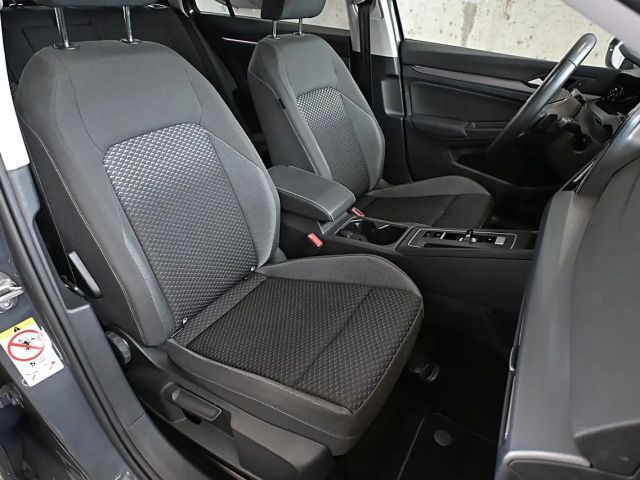 Volkswagen Golf DSG Life Variant