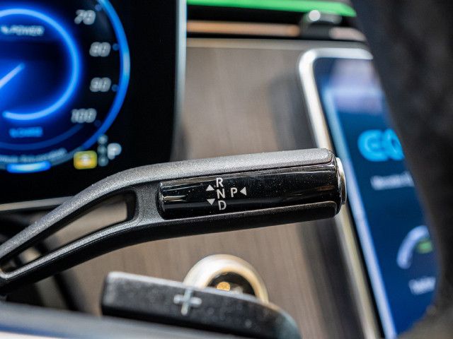 Mercedes-Benz EQE 350 Sedan