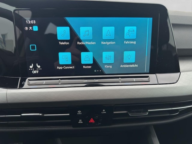 Volkswagen Golf 1.5 TSI DSG Life Variant